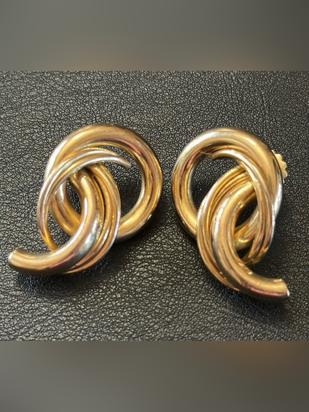 RARE NR S/S Gold-Tone Vintage Statement Post Earrings
